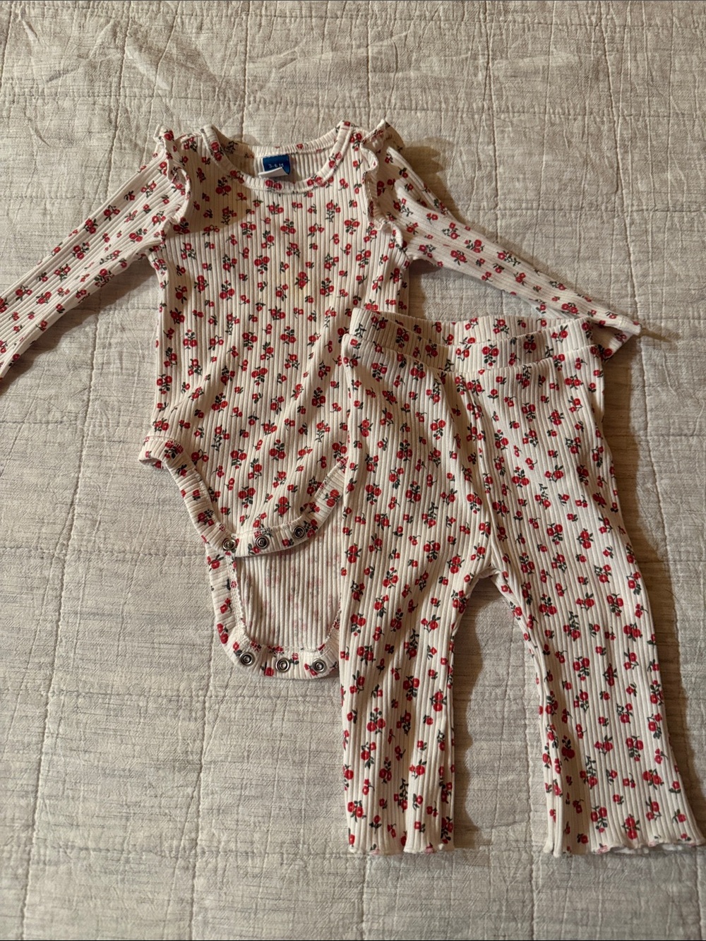 Old Navy Ribbed Cherry Print Bodysuit & Legging Set - White/Red